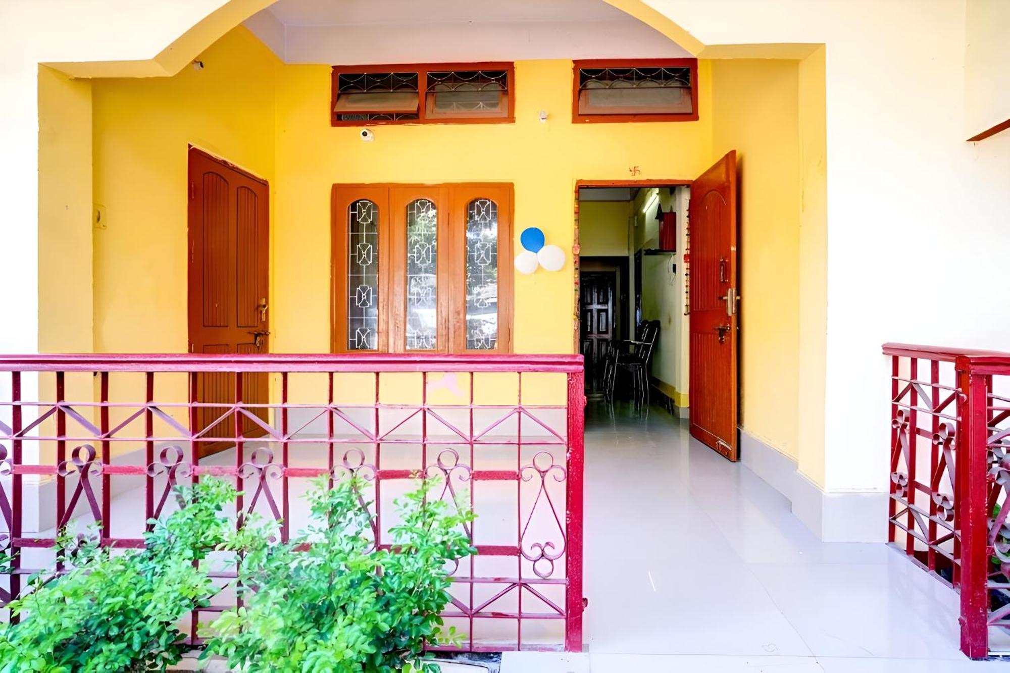 Capital Heritage Homestay Ґувахаті Екстер'єр фото