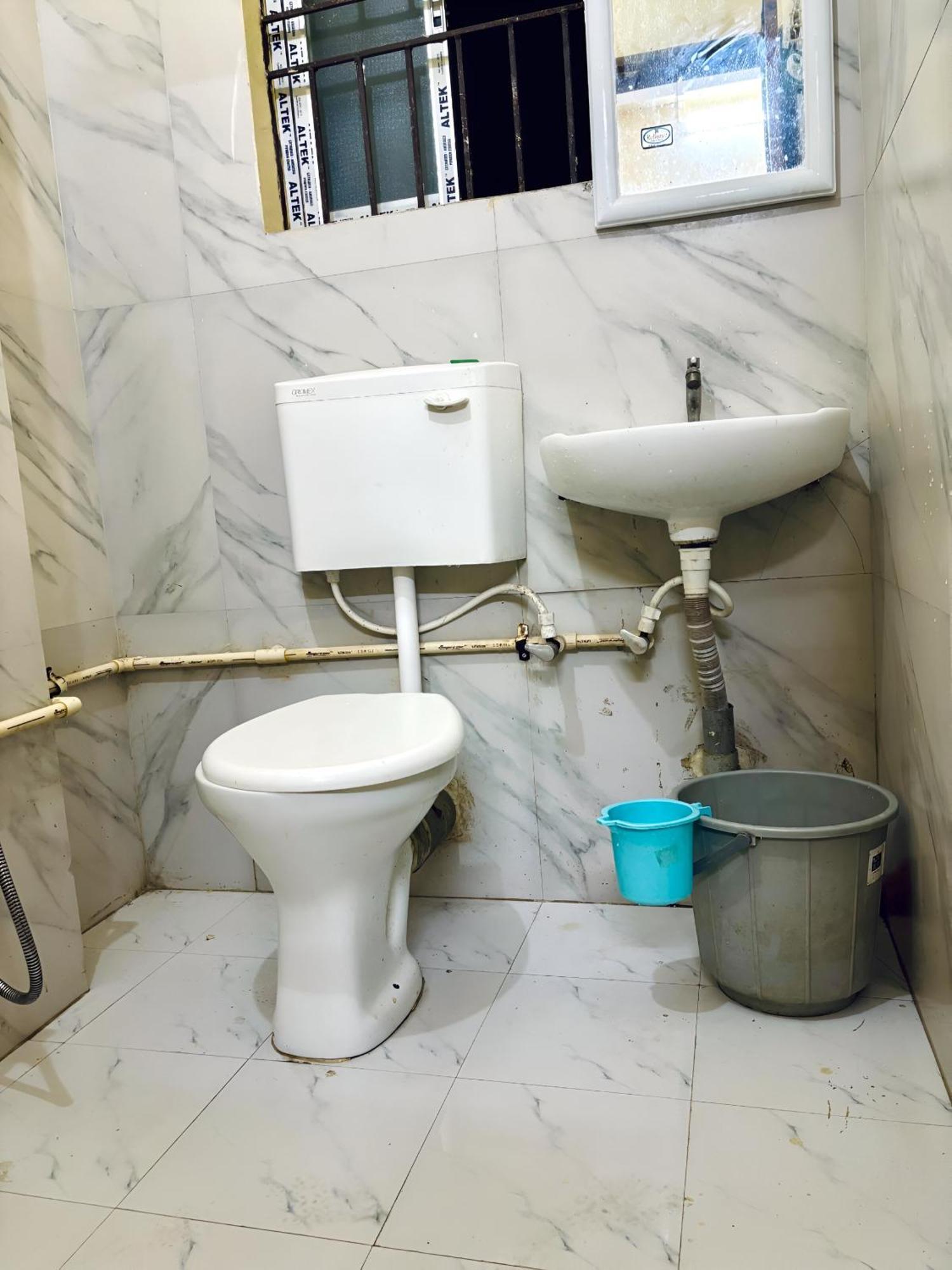 Capital Heritage Homestay Ґувахаті Екстер'єр фото